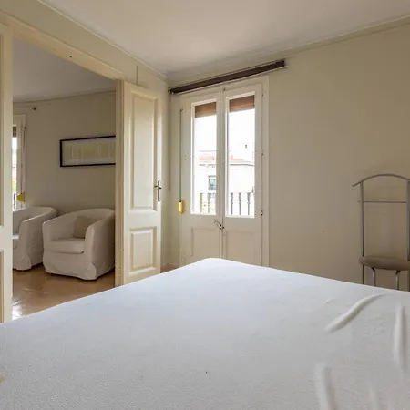 42man1018 - Centrally Located Flat In Sant Antoni * Barcelona