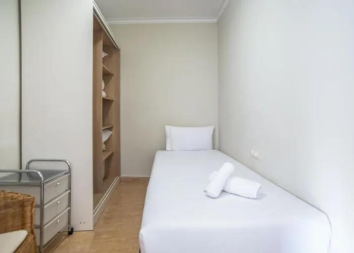 42man1018 Centrally Located Flat In Sant Antoni Apartment