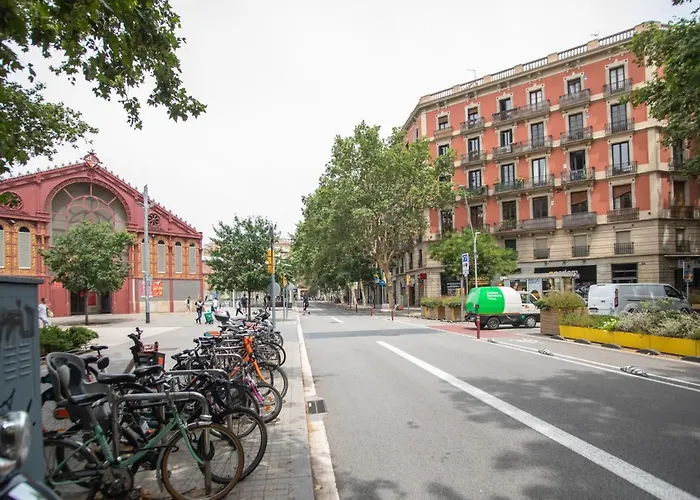 42man1018 Centrally Located Flat In Sant Antoni * Barcelona