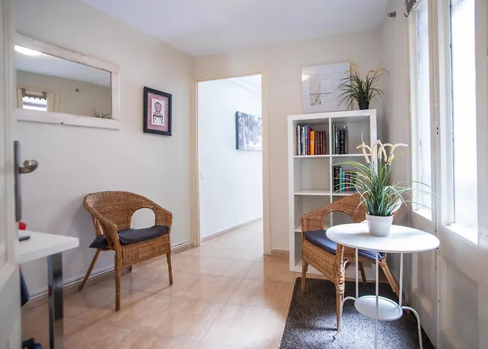 42man1018 Centrally Located Flat In Sant Antoni Apartment Barcelona