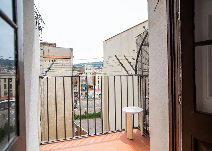 Apartment 42man1018 Centrally Located Flat In Sant Antoni Barcelona